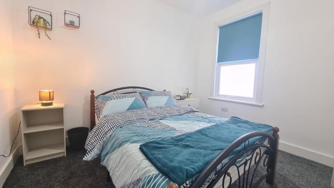 Spacious Room In Manor Park London Eksteriør bilde